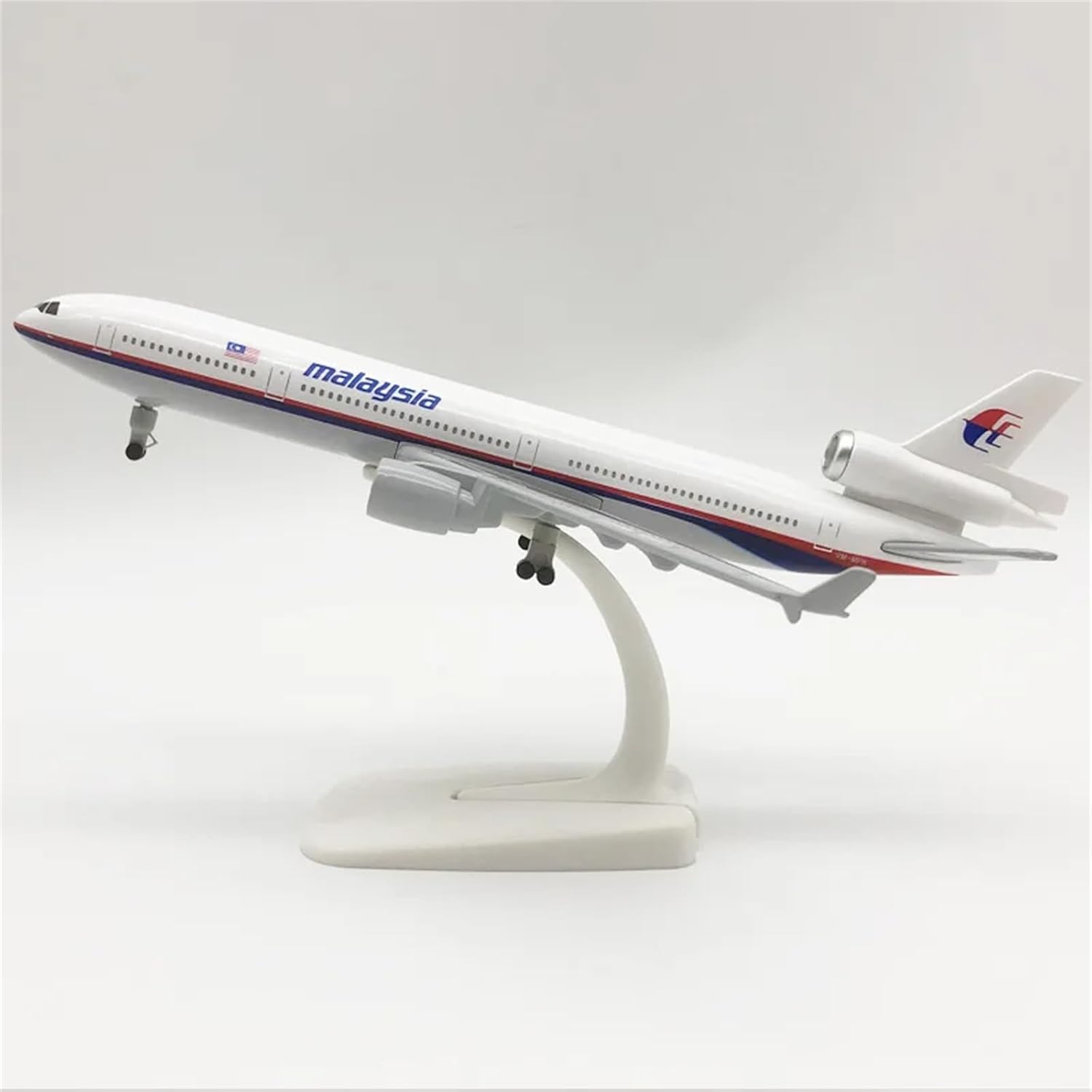 Kids Toys Malaysia - 20cm airplane kids toys Scale 1/400